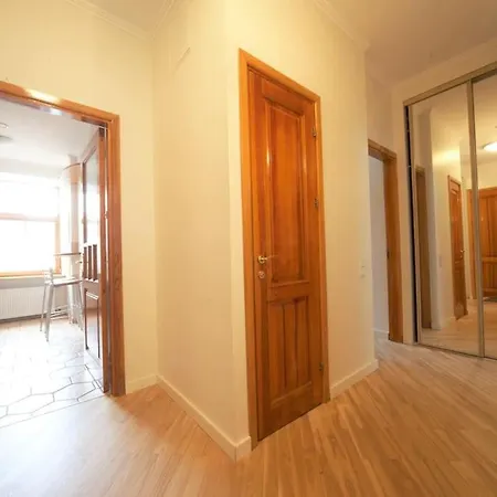 Old Town 2 Bedroom / Location Apartment Riga